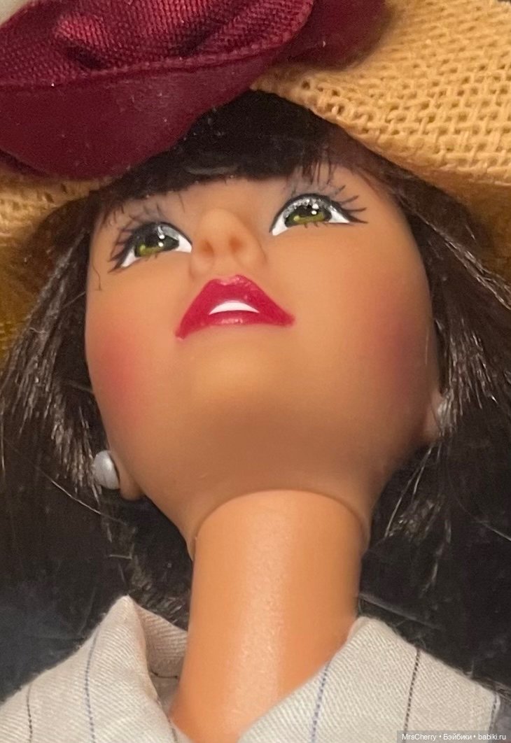 Brenda Walsh Barbie / Beverly Hills 90210 (фото 8)