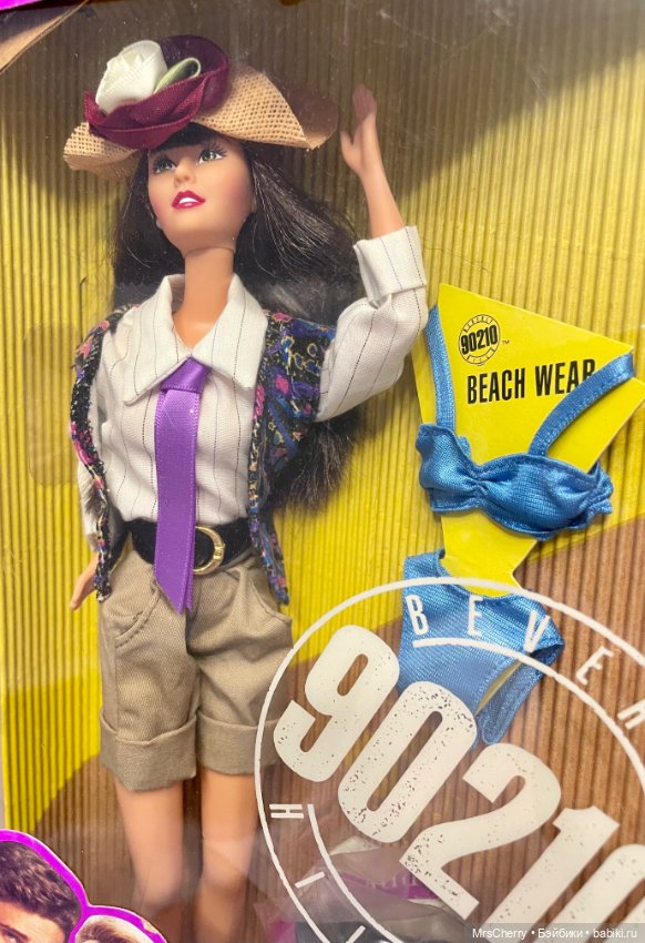 Brenda Walsh Barbie / Beverly Hills 90210 (фото 10)