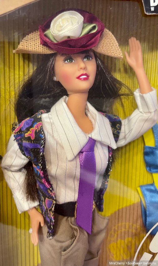 Brenda Walsh Barbie / Beverly Hills 90210