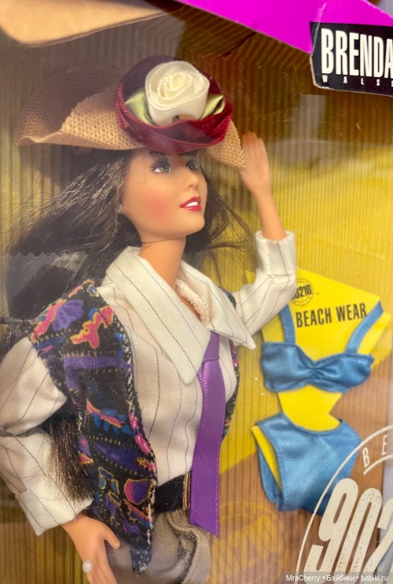 Brenda Walsh Barbie / Beverly Hills 90210