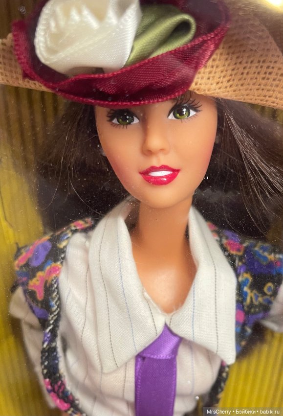 Brenda Walsh Barbie / Beverly Hills 90210