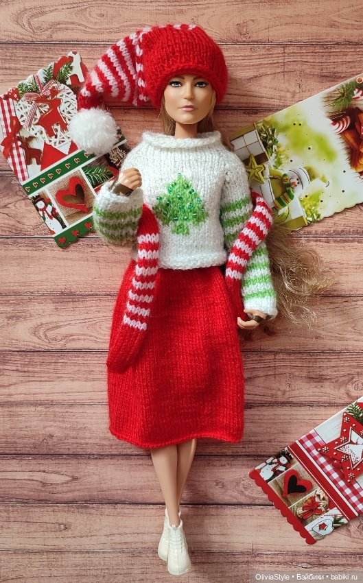 Новогодний комплект для кукол Барби (фото 3)