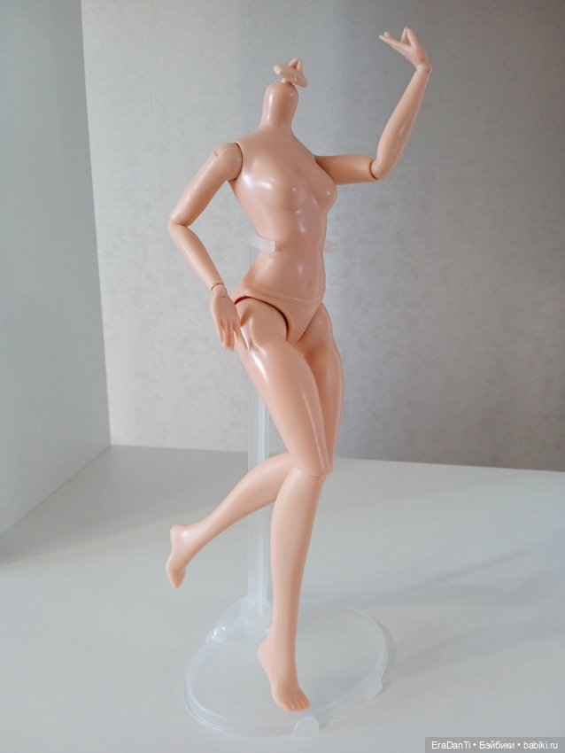 Тело куклы серии Наследники — Алиса (фото 5)