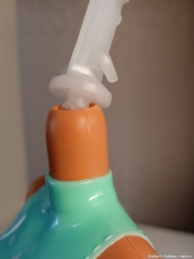 Color Reveal Series 10 Sun & Rain Barbie Green (HCC57) (фото 5)