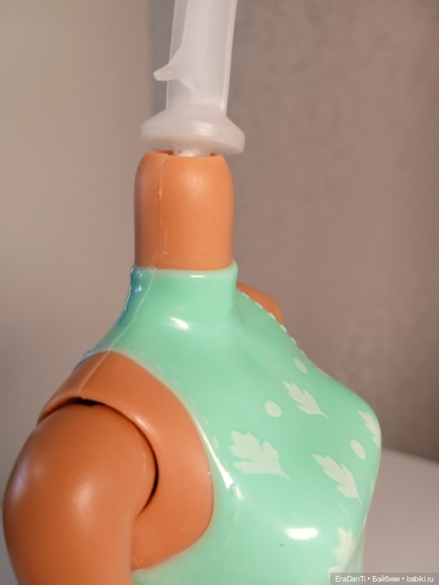 Color Reveal Series 10 Sun & Rain Barbie Green (HCC57) (фото 6)