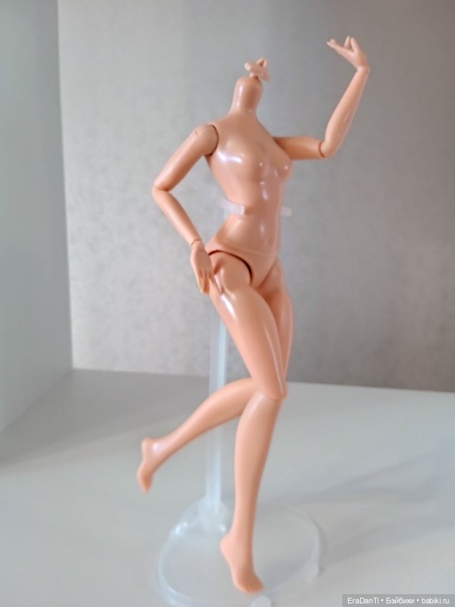 Тело куклы серии Наследники — Алиса (фото 6)