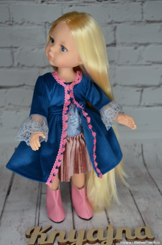 Новый полный аутфит Ларисы Паола Рейна (фото 9)