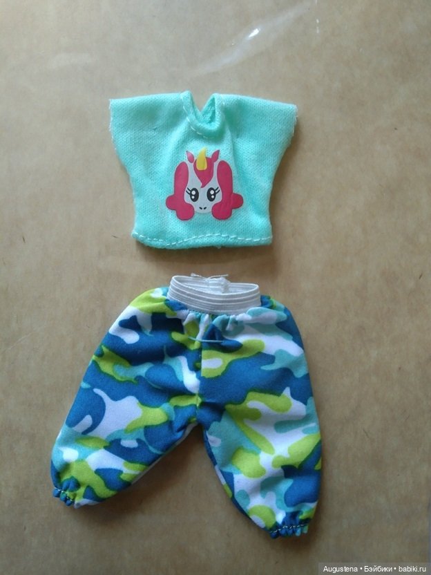 4 комплекта за 300 руб — Одежда для кукол (фото 4)