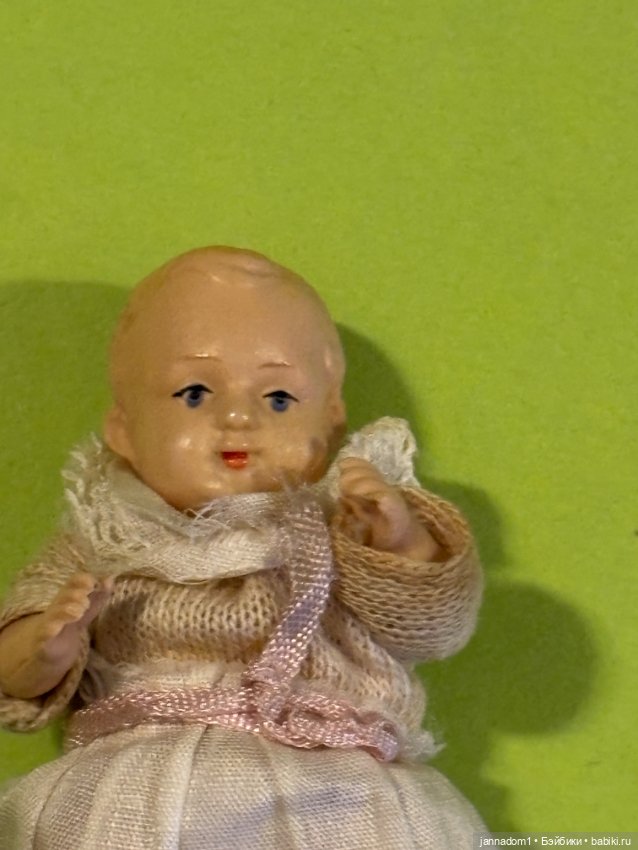 Целлулоидный пупсик Minerva, родной аутфит, высота 7 см (фото 7)