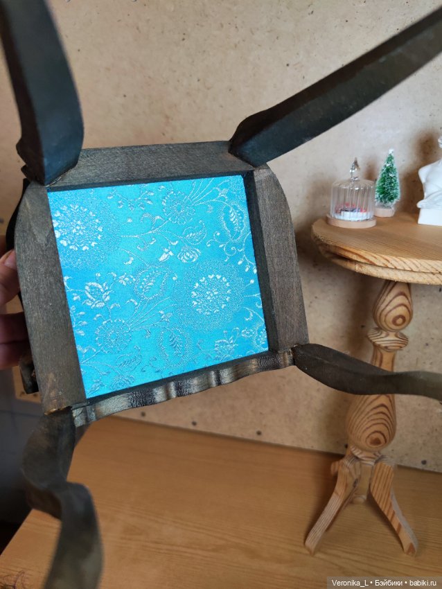 Кресло и столик, для кукол 1/4 БЖД дерево (фото 4)