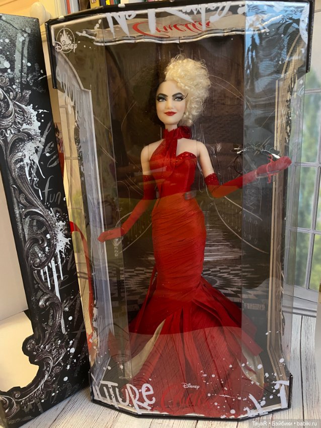 Cluella Disney Limited Edition, Круэлла Дисней (фото 3)