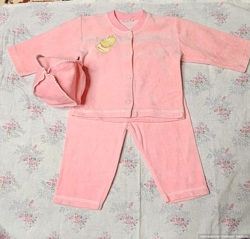 Велюровый костюм с шапочкой для куклы или малыша 55-65см (фото 2)