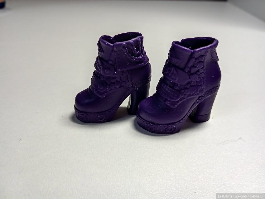 Ботинки от Наследниц Хасбро (фото 3)