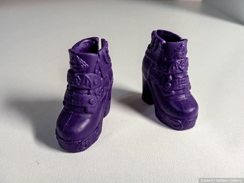 Ботинки от Наследниц Хасбро (фото 5)