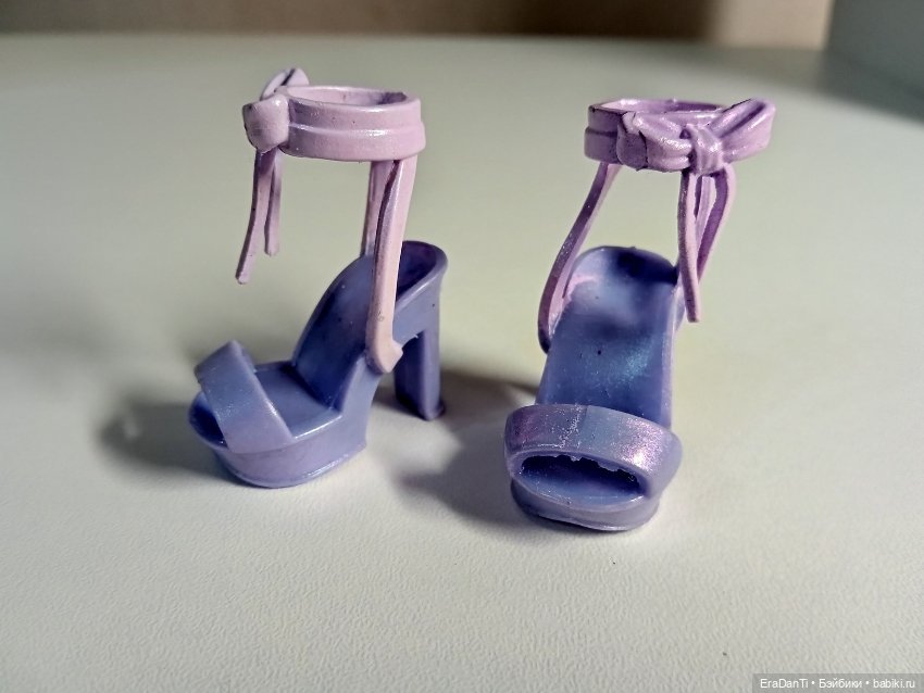 Туфли от Рейнбоу Хай — Обувь для кукол