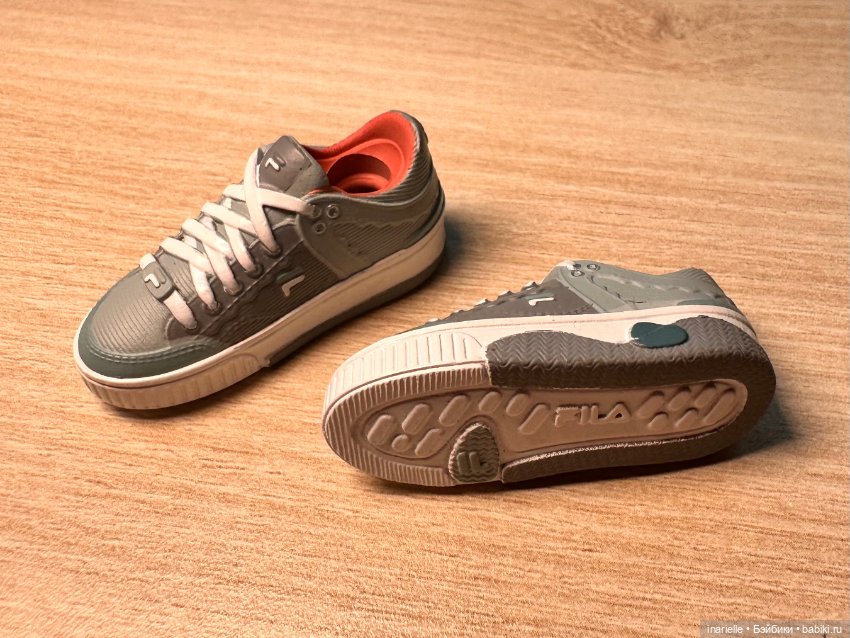 Кеды для кукол со съемными стопами 1/6 (фото 2)