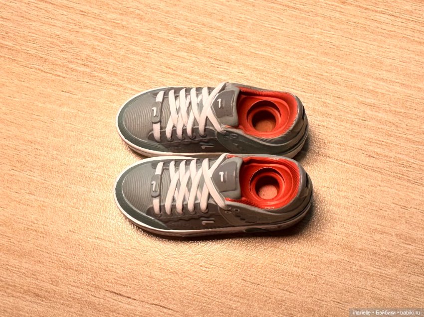 Кеды для кукол со съемными стопами 1/6 (фото 3)