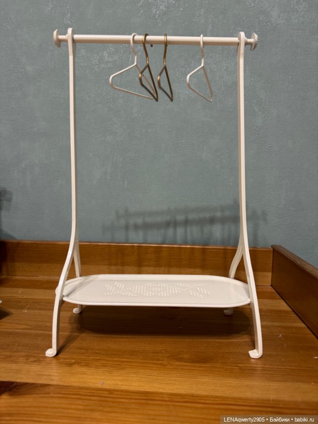 Вешало для кукол формата , 1/4,1/6