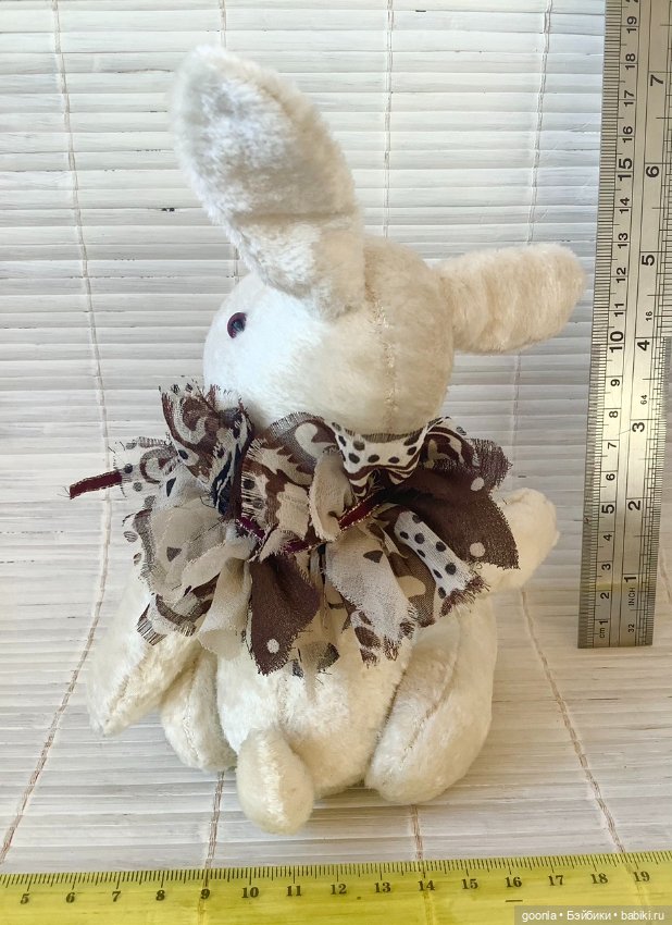 Белый кролик — Авторские игрушки (фото 3)