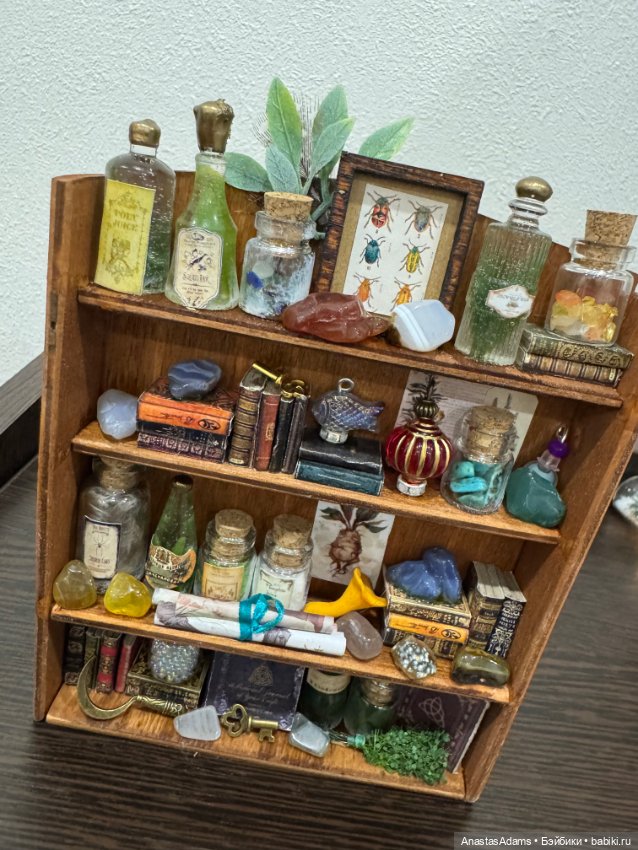 Шкаф колдуна — Миниатюра для кукол (фото 3)