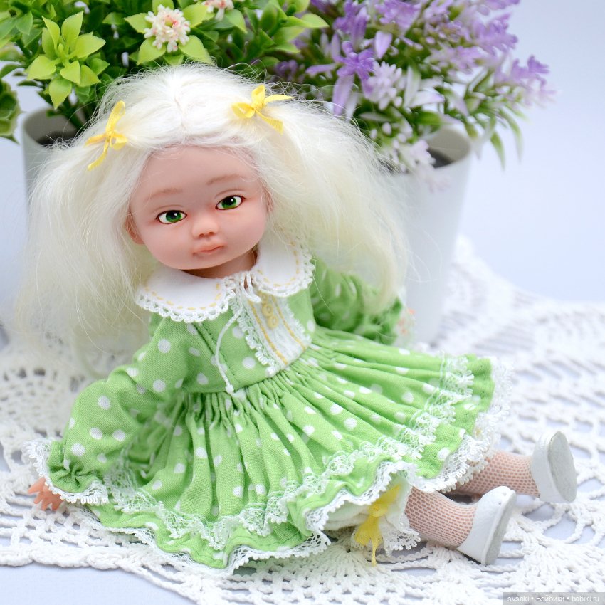 Интерьерная куколка, выполненная в смешанной технике