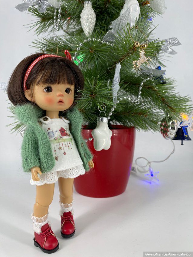 Прекрасная Dada Yuyudoll в тане с париком и подарками (фото 6)