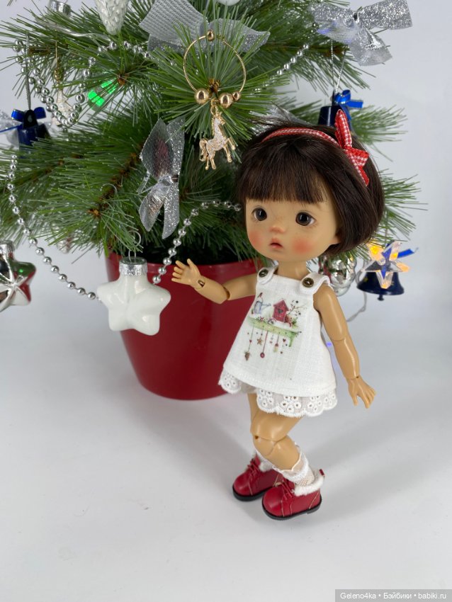 Прекрасная Dada Yuyudoll в тане с париком и подарками (фото 5)