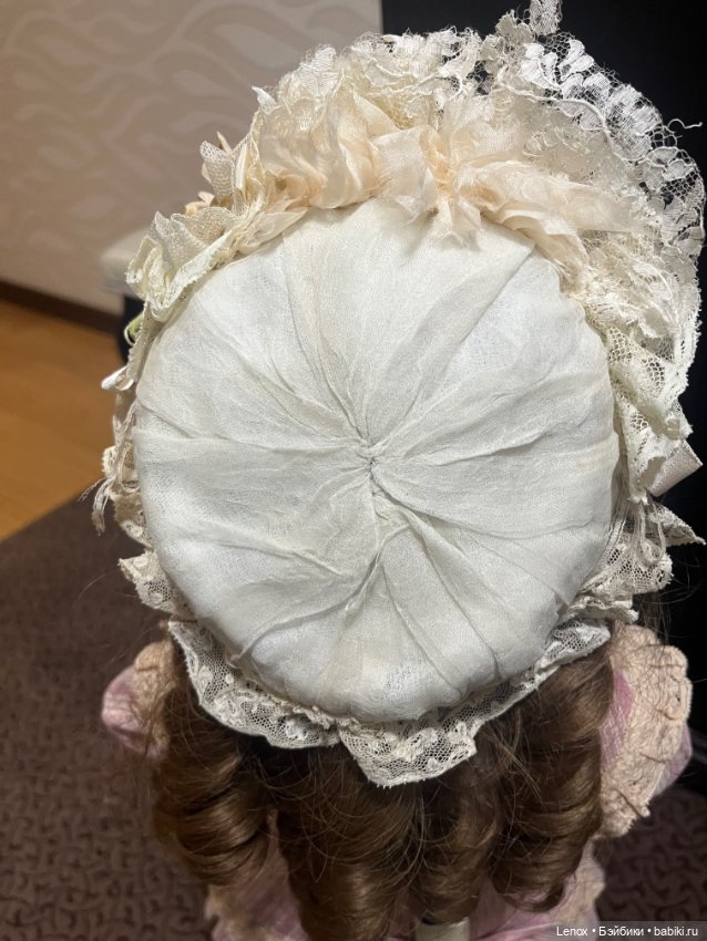 Большой боннет для антикварной куклы (фото 4)