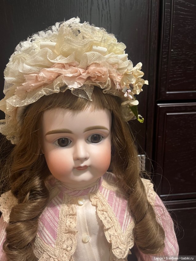 Большой боннет для антикварной куклы (фото 5)
