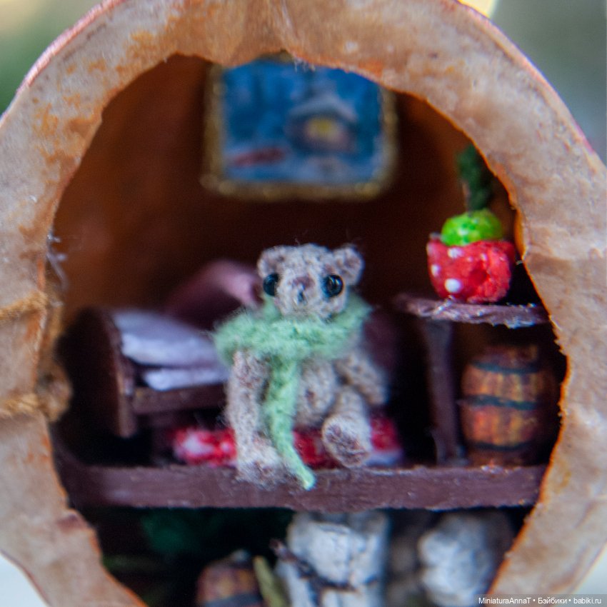 Композиция в орехе "В гостях у мишки" (фото 4)