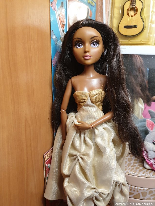 Шоколадка Мокси тинз Бижу ООАК (Moxie teenz) (фото 7)