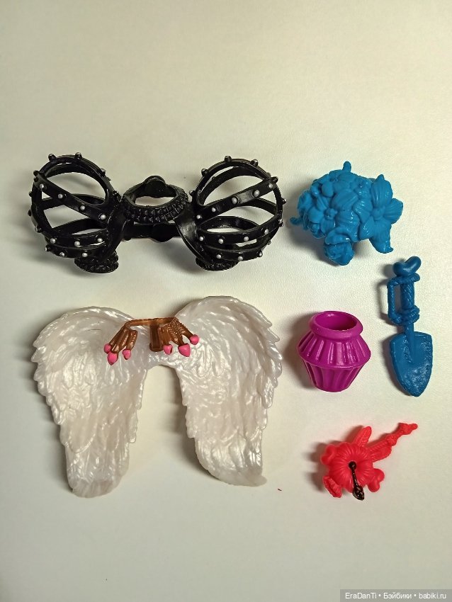 Аксессуары от МХ и ЕАХ — Другие аксессуары для кукол