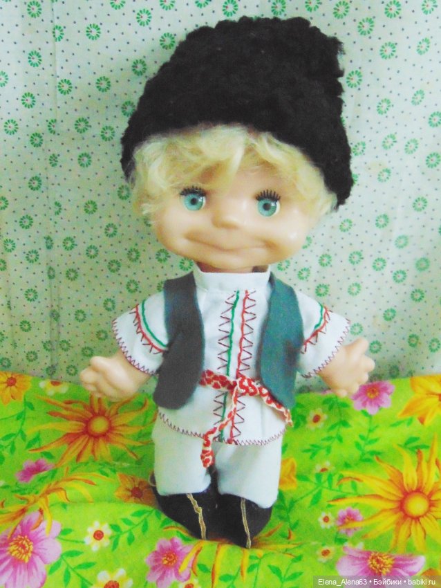 В продаже реплика наряда — Обувь для кукол