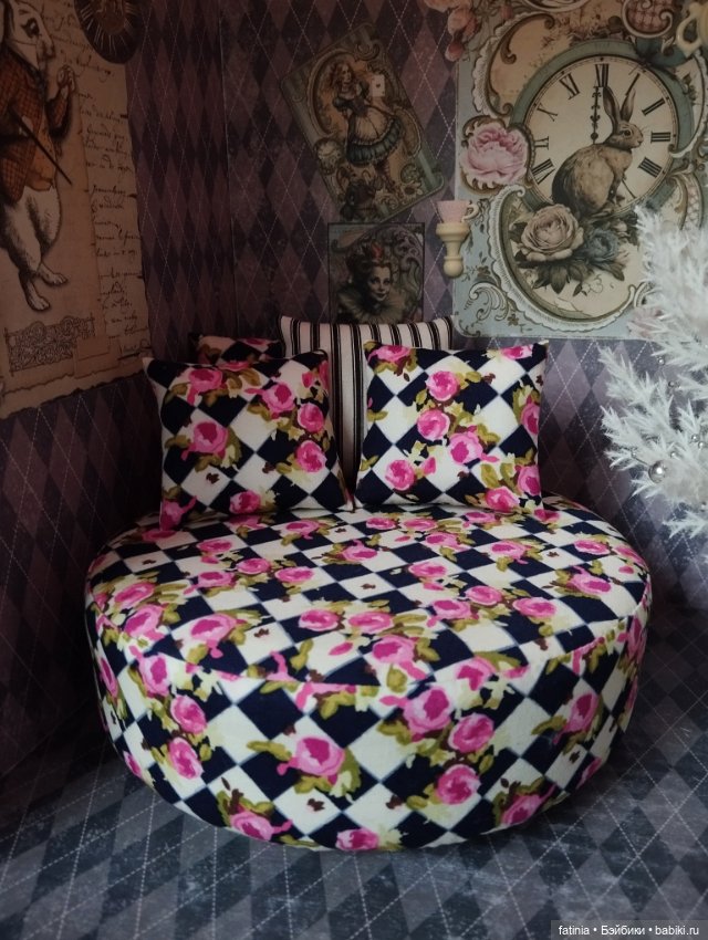 Пуф/софа "Розы на шахматной доске" 1:6/1:8 (фото 3)