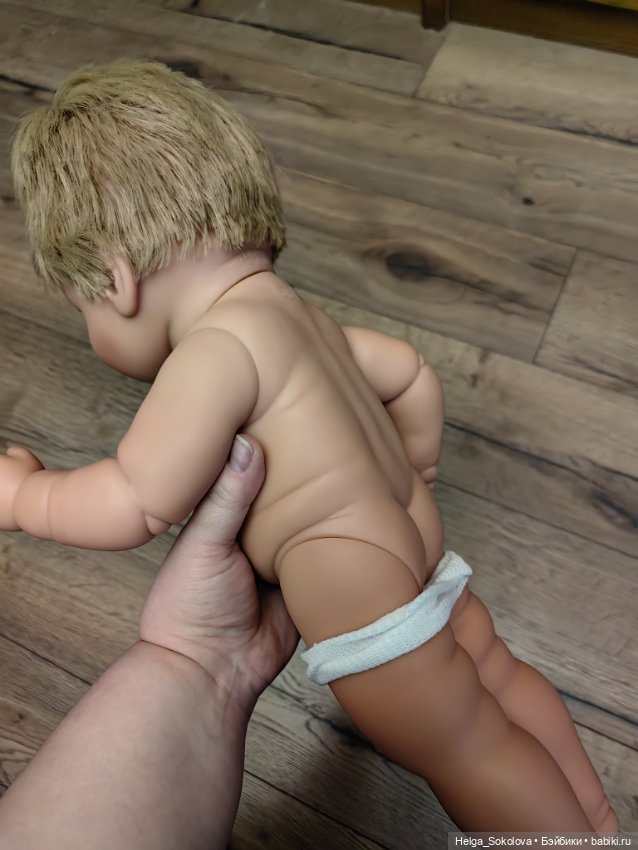 Продам гибрид: голова с короткой причёской на девочковом теле (фото 3)