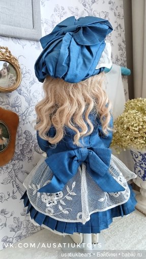 Шелковый комплект для антикварной куклы (фото 2)