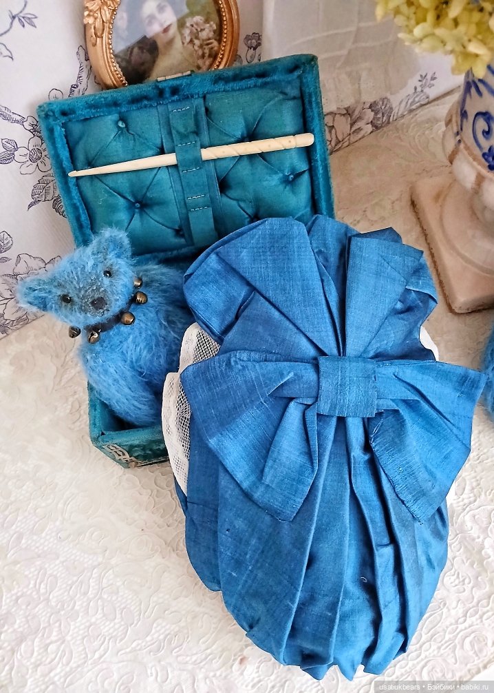 Шелковый комплект для антикварной куклы (фото 4)