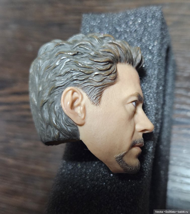 Голова куклы Tony Stark от Hot Toys (фото 4)