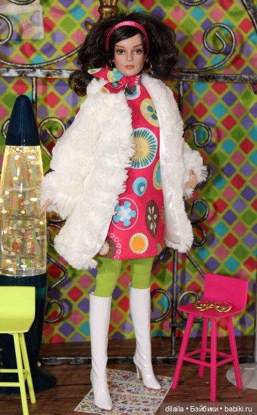 Выкройка PDF в натуральную величину / платье-футляр, чулки до бедра и пальто для кукол Тоннер 40 см (фото 2)