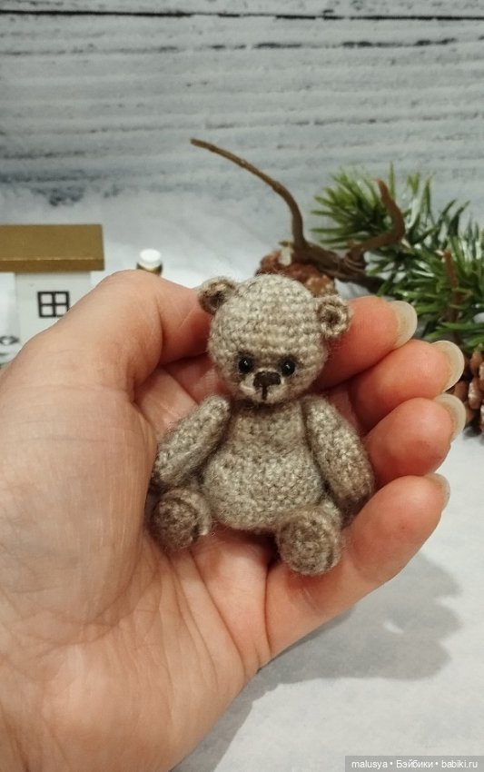 Мишка-малышка вязанный ,игрушка для куклы (фото 4)