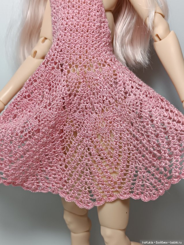 Разные платья для Китти, Адель