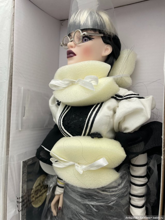 Автор Роберт Тоннер Эванжелина Гастли gothic glam (фото 5)