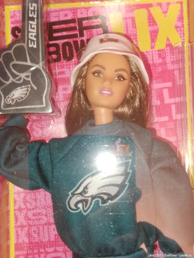 Коллекционная Барби Barbie Superbowl 2025 NRFB (фото 3)