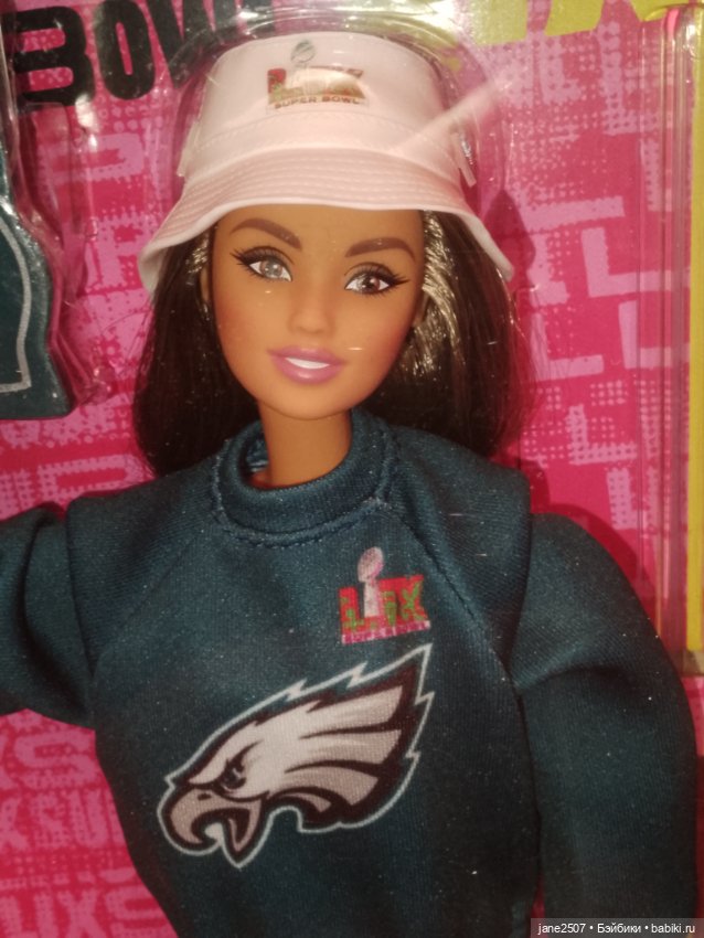 Коллекционная Барби Barbie Superbowl 2025 NRFB (фото 5)