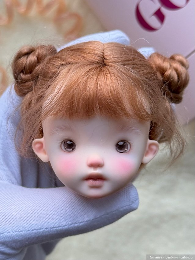 Голова с макияжем от GoldBaby