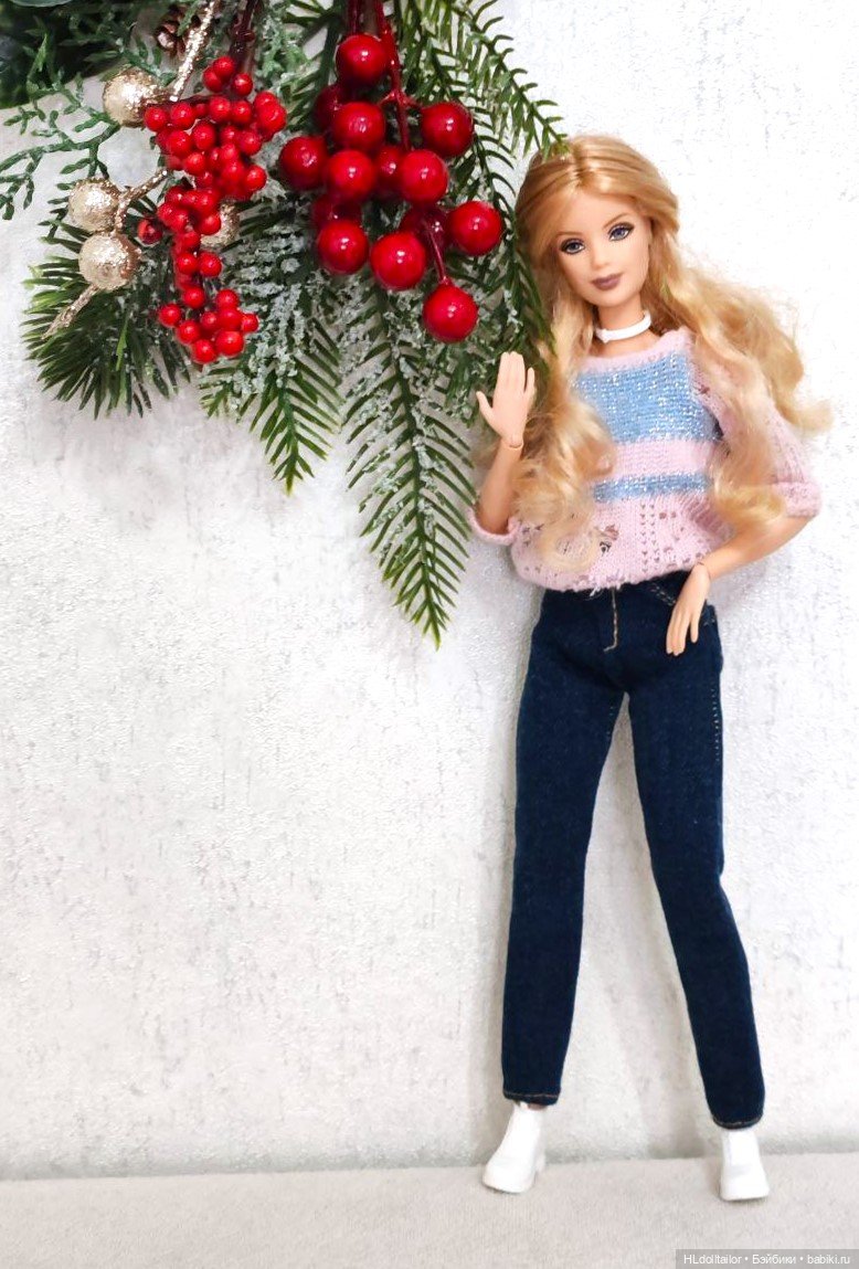 Комплект одежды для Барби (джинсы, кофта)