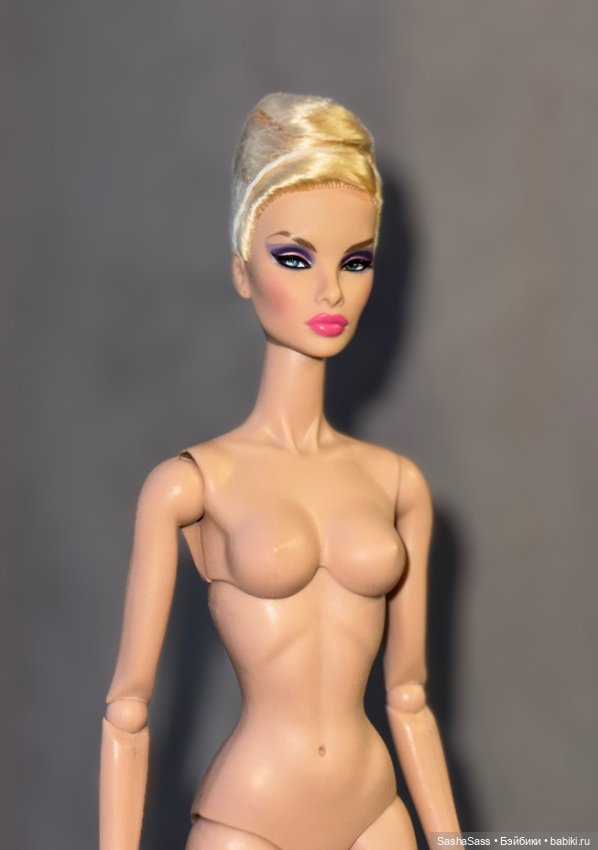 Fashion Royalty Integrity Luxuriously Gifted Natalia Fatale