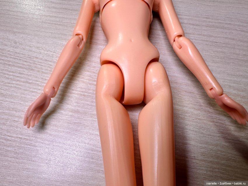 Momoko Kirby нюд — Шарнирные куклы (не BJD) (фото 4)