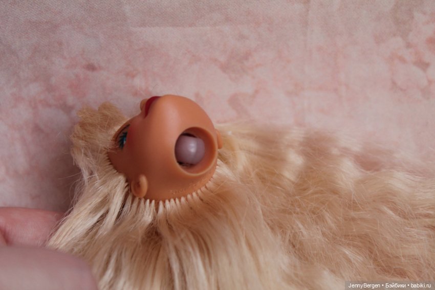 Голова Барби United Colors Of Benetton Barbie 1990 (фото 3)