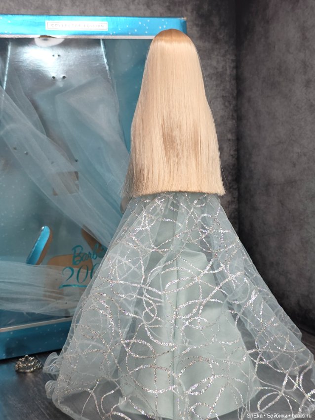 Barbie 2001 — Игровые куклы (фото 3)